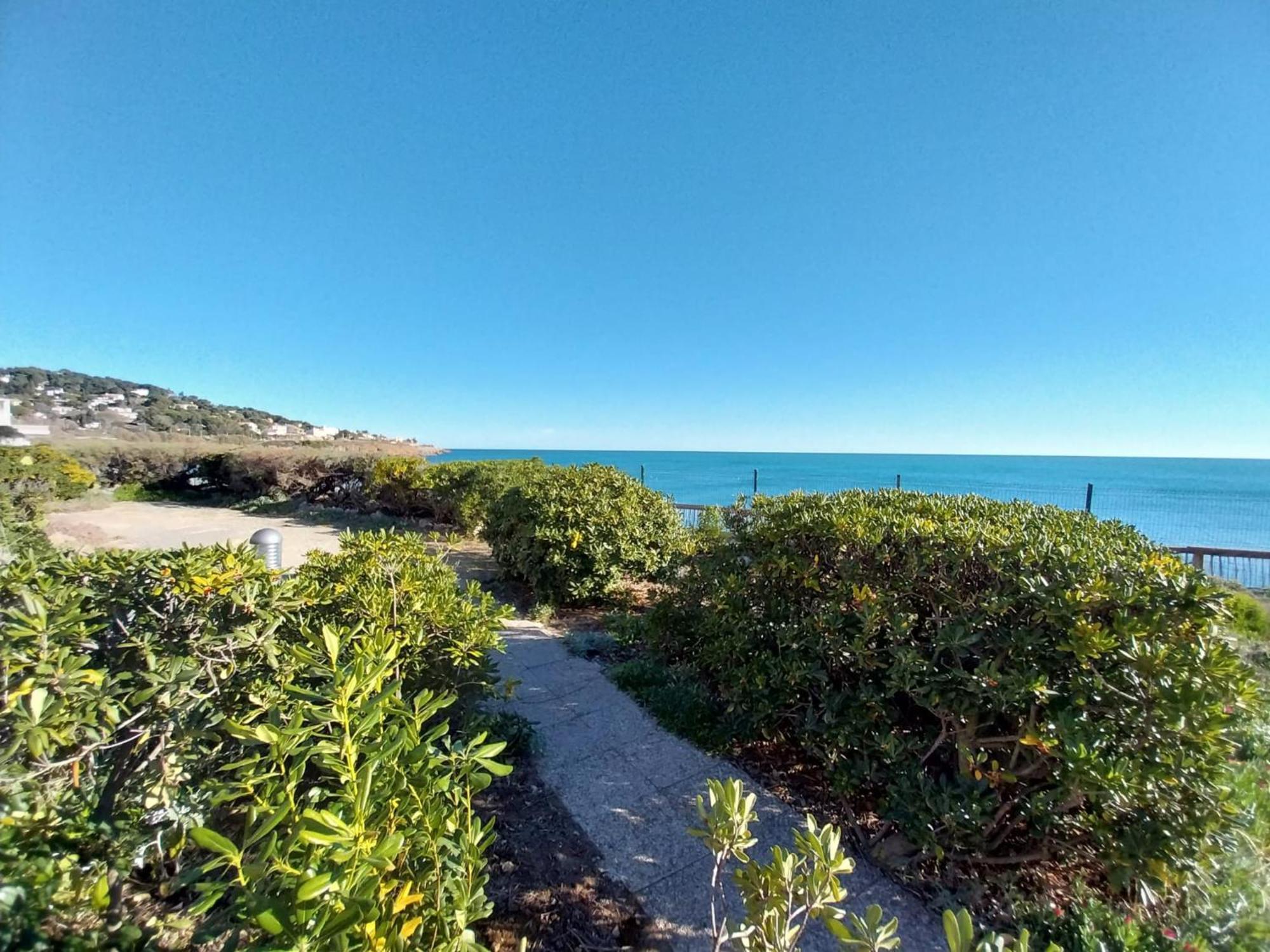 40 M², 1Ere Ligne Mer, Dernier Etage Avec Ascenseur Sète Buitenkant foto